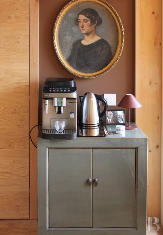 En Suisse, dans le canton du Valais, un vaste chalet à proximité du domaine des 4 Vallées - photo  n°20